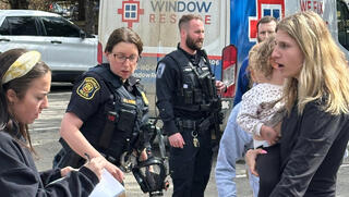 מישיגן: רכב פגע בבית כנסת, הנהג פתח באש - וחוסל