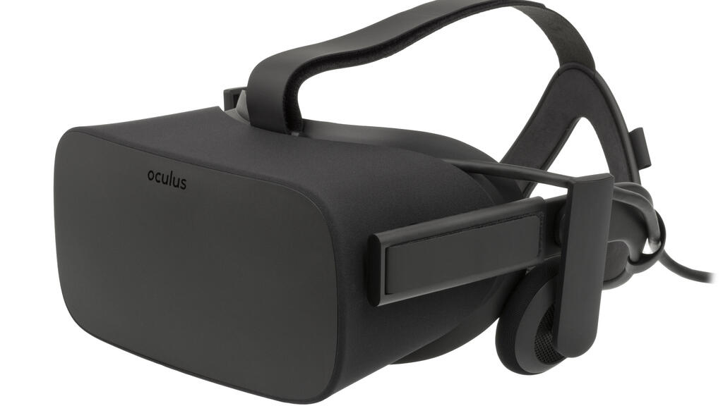 משקפי אוקולוס ריפט הראשונים שפאלמר לאקי פיתח