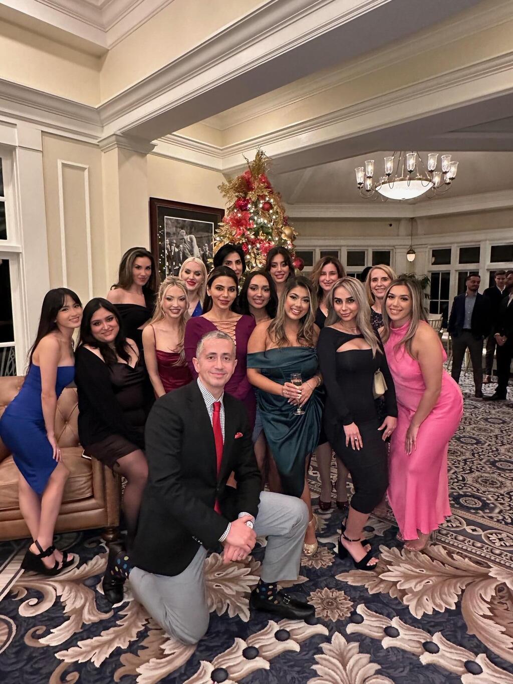 ד"ר שרווין נדרי, פלסטיקאי, ארצות הברית, איראן