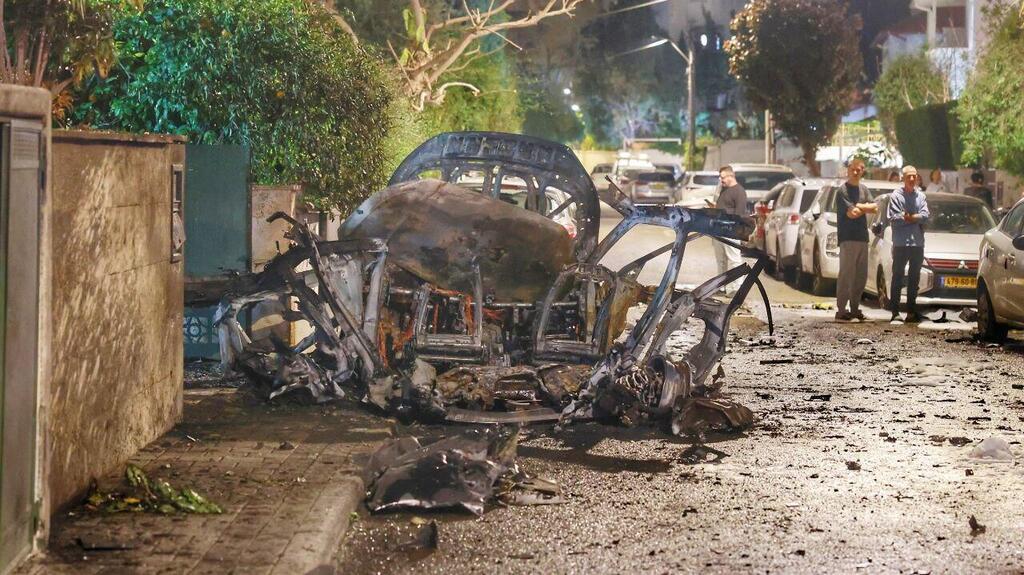 Impact site in Rishon LeZion (Photo: Dana Kopel) זירת הנפילה בראשון לציון