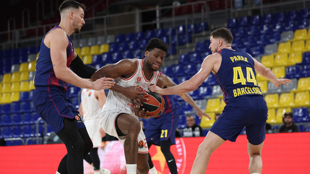 שחקן הפועל ת"א דן אוטורו