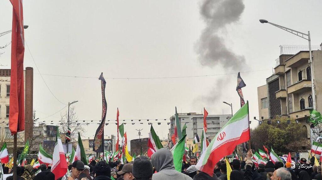 תקיפה בטהרן בזמן מצעד