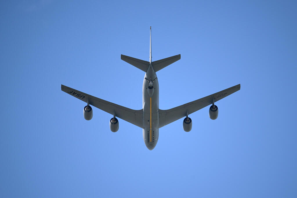 US KC-135 aerial refueling aircraft (Photo: AP Photo/Phelan M. Ebenhack, File) מטוס תדלוק אמריקני מסוג kc-135