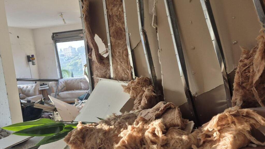 נזקי פגיעה הטיל האיראני בזרזיר