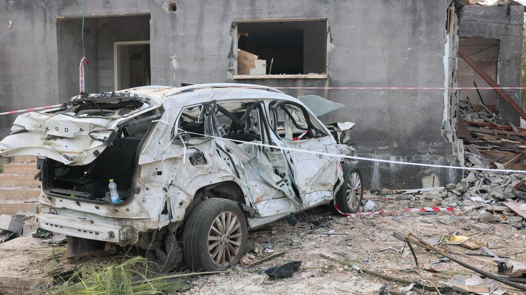 Impact site in Zarzir (Photo: Omri Stein) זירת הנפילה בזרזיר