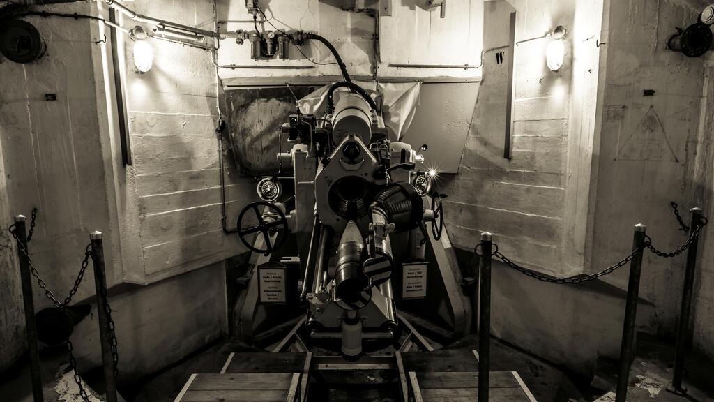 Some of the defensive weapons remain; Sass San Gottardo (Photo: DominikPhoto, Shutterstock) Sass San Gottardo