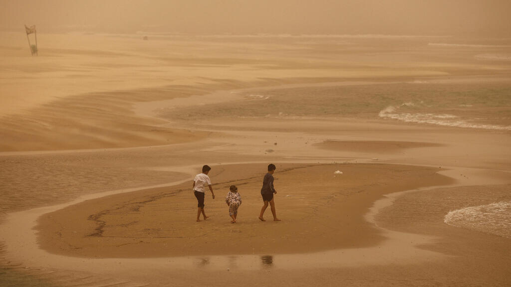 אובך באשקלון 