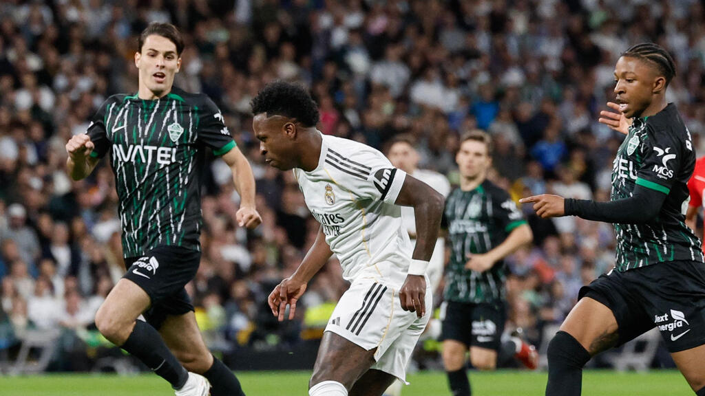 ויניסיוס מול אלצ'ה