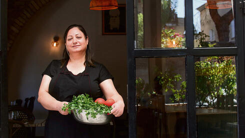 בסמה הנו. חוששת שייקח זמן עד שהמטיילים יחזרו | צילום: ריאן פרויס