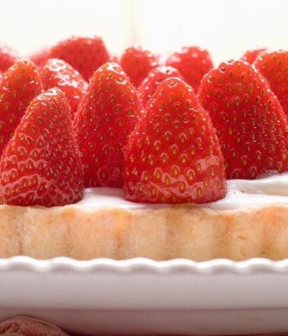 טארט תותים בשמנת