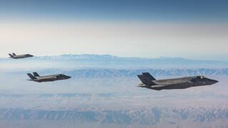  מטוסי ה׳אדיר’ בדרך לתקיפה באיראן