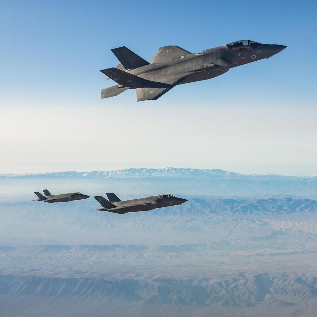 Adir jets on their way to attack Iran (Photo: IDF Spokesperson's Unit) מטוסי ה׳אדיר’ בדרך לתקיפה באיראן