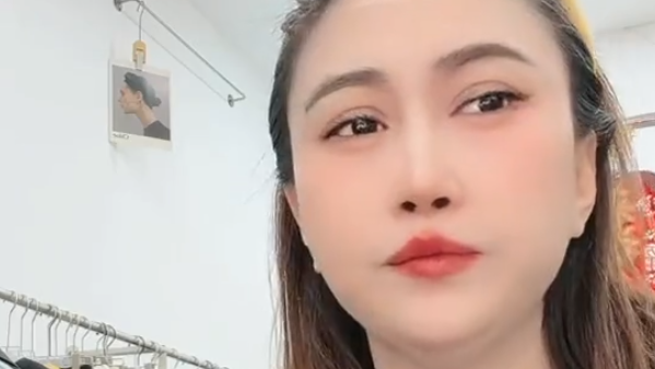 משפיענית הרשת הסינית וואנג יפיי מתה בשידור חי