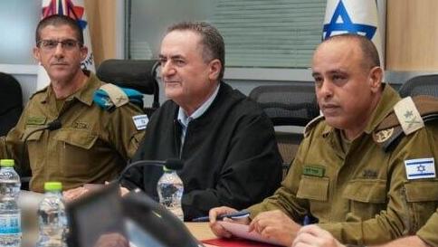 שר הביטחון ובכירי ביטחון בהערכת מצב בבור