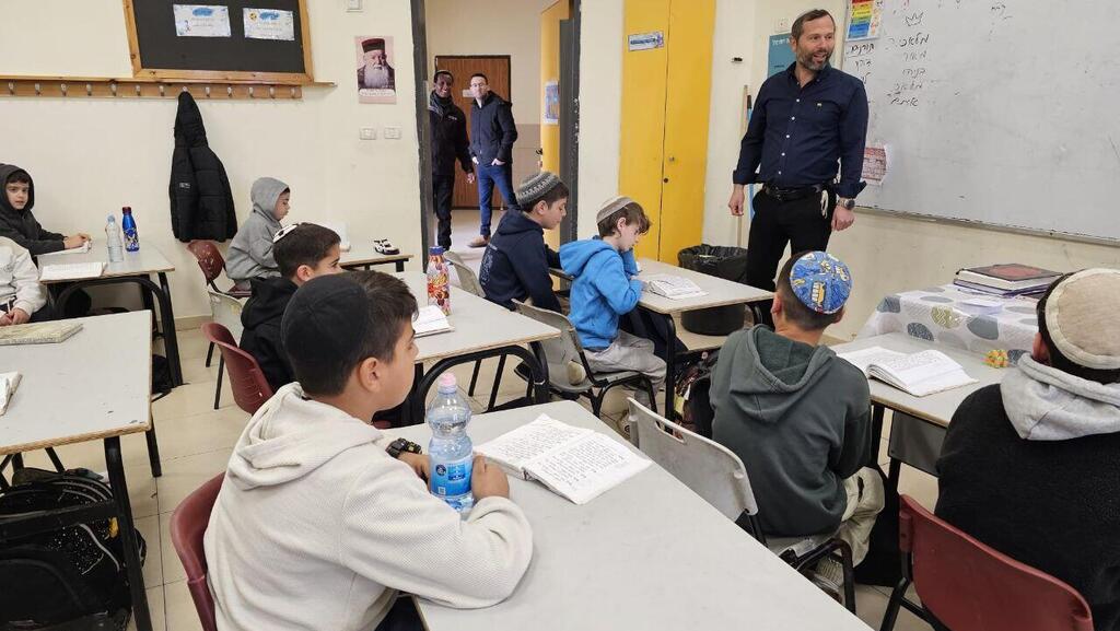 חוזרים לשגרת לימודים בבנימין