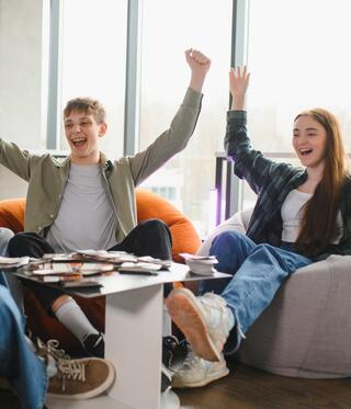 מפגש של בני נוער