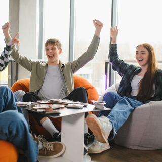 מפגש של בני נוער