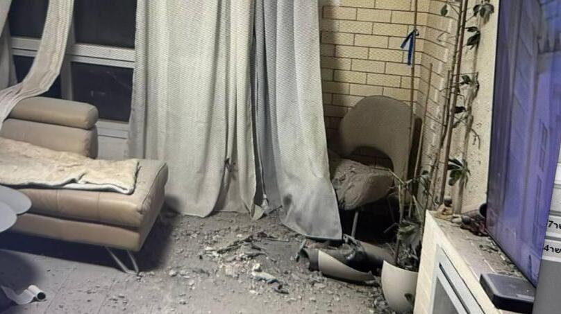 פגיעה בבית בכרמיאל