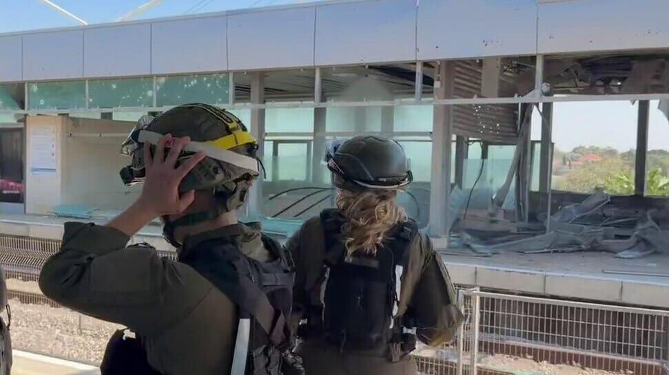 פגיעה ישירה בתחנת רכבת בחולון