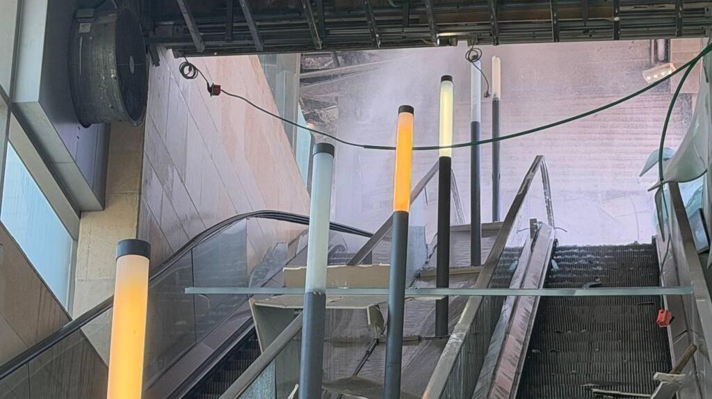 פגיעה ישירה בתחנת רכבת בחולון