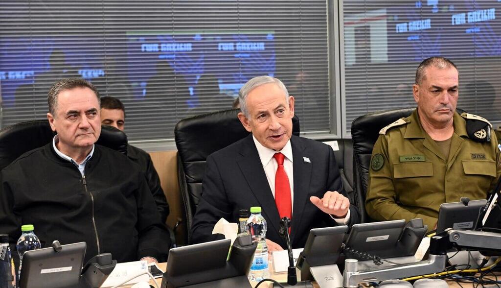 ראש הממשלה בנימין נתניהו בבור בקריה