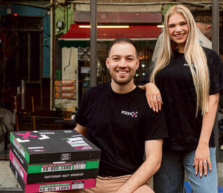 "עשרה חודשים עבדנו מהבית". עומר וצ'לסי