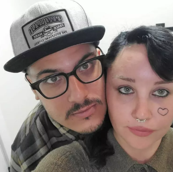 אמנדה ביינס