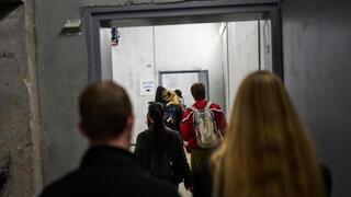 נכנסים למרחב מוגן ברמת גן