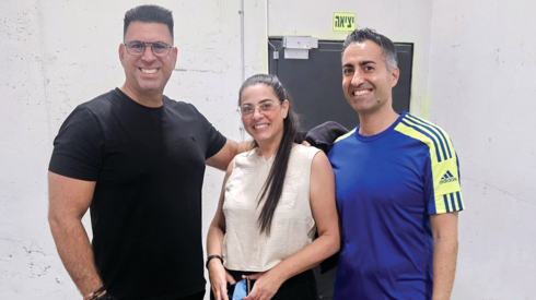 מימין לשמאל: שרון, טלי ושי. "עשיתי ביניהם חיבור עסקי"