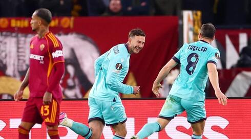 פדריקו ברנרדסקי חוגג