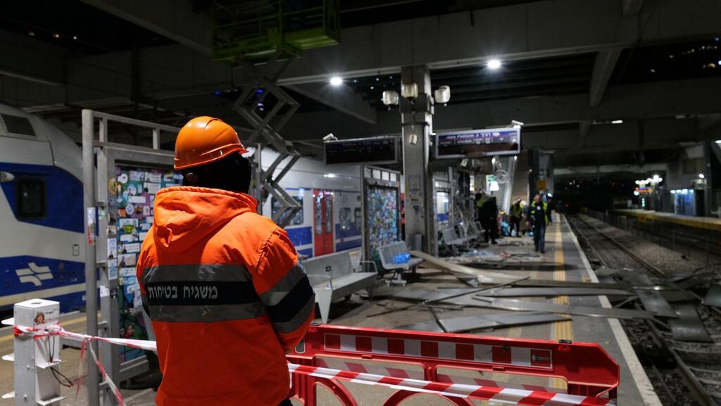 משקמים את תחנת סבידור שנפגעה