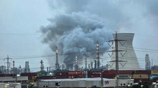 נפילה בבית זיקוק