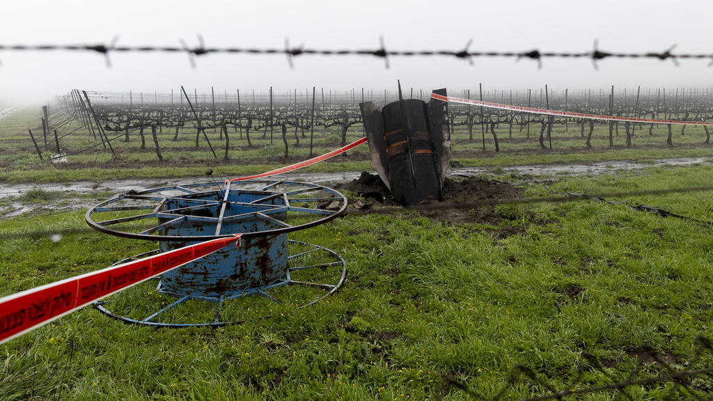שברי יירוט במטע ברמת הגולן