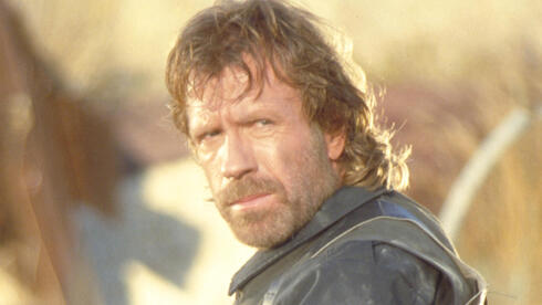 מתוך "מחץ הדלתא"