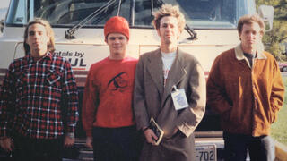 ג'ק איירונס, הלל סלובק, פלי ואנתוני קידיס, מתוך "רד הוט צ'ילי פפרז: אחינו הלל"