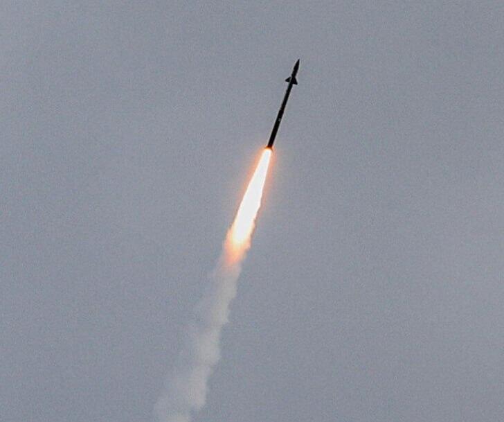 An Iron Dome interceptor missile (Photo: REUTERS/Tyrone Siu) יירוט של כיפת ברזל באזור הצפון בעקבות ירי רקטות של חיזבאללה מלבנון
