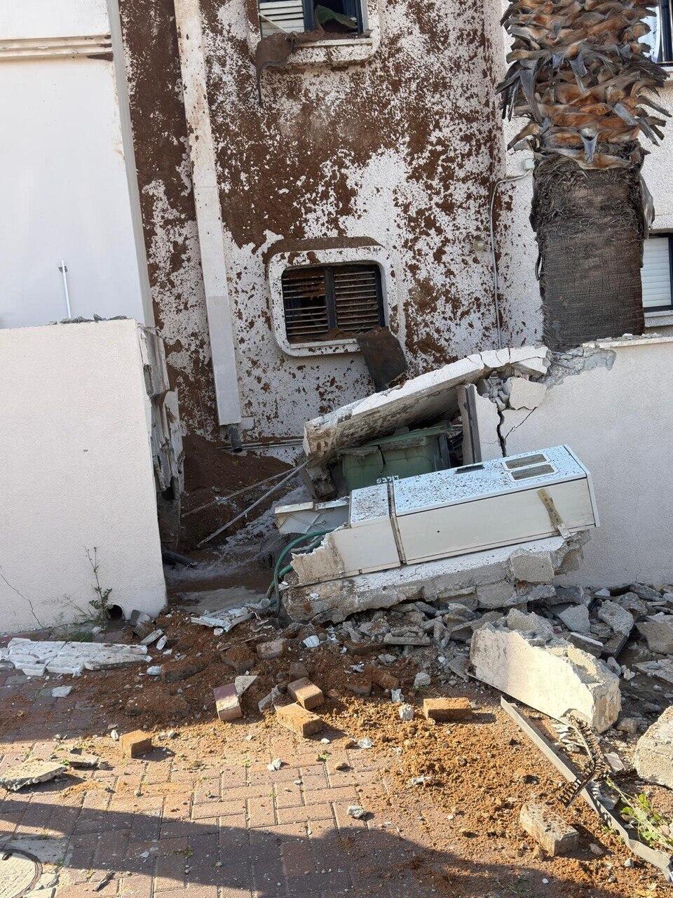 נפילה בחולון