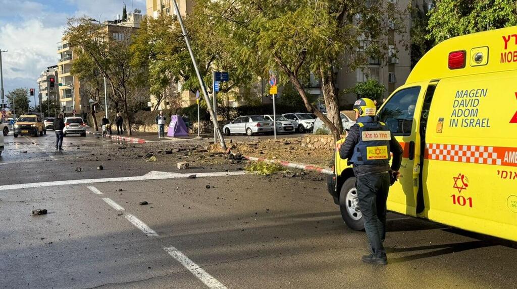 נפילת רסיס בחולון