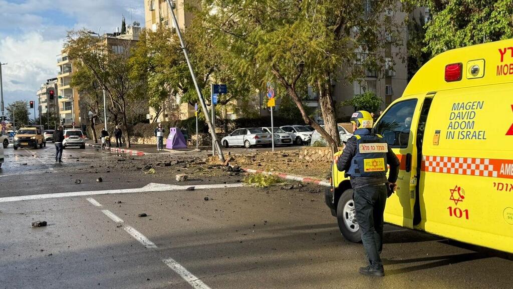 נפילת רסיס בחולון