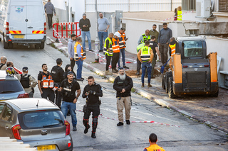 נפילת רסיס בחולון