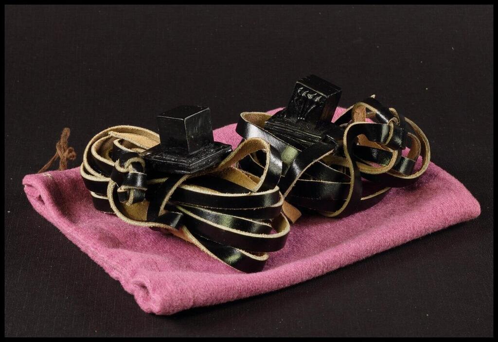 תפילין ששימשו יהודים במשהד