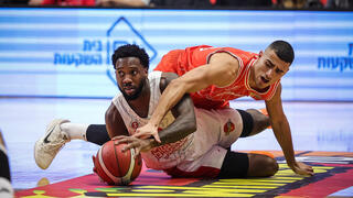 מדר מול קרינגטון