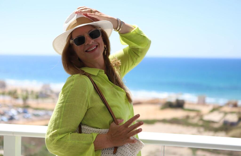 Carmit Albeck moved to an apartment by the sea (Photo: Carmit Albeck) עברו לדירה ליד הים באולגה, חדרה