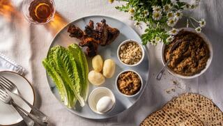 אם לא בא לכם לבשל בפסח, זו הכתבה עבורכם