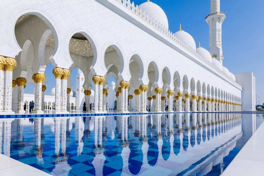 Мечеть шейха Мухаммеда бин-Заида в Абу-Даби 