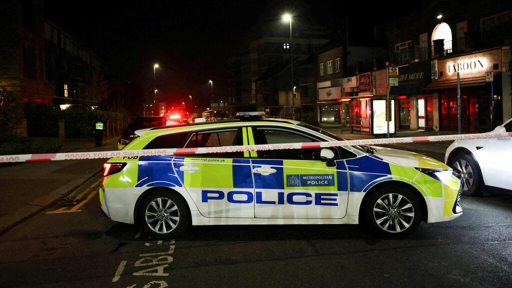 London Police (Photo: Isabel Infantes/Reuters) ניידת משטרה בזירה בלונדון