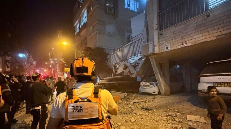 פגיעה במבנה בבני ברק