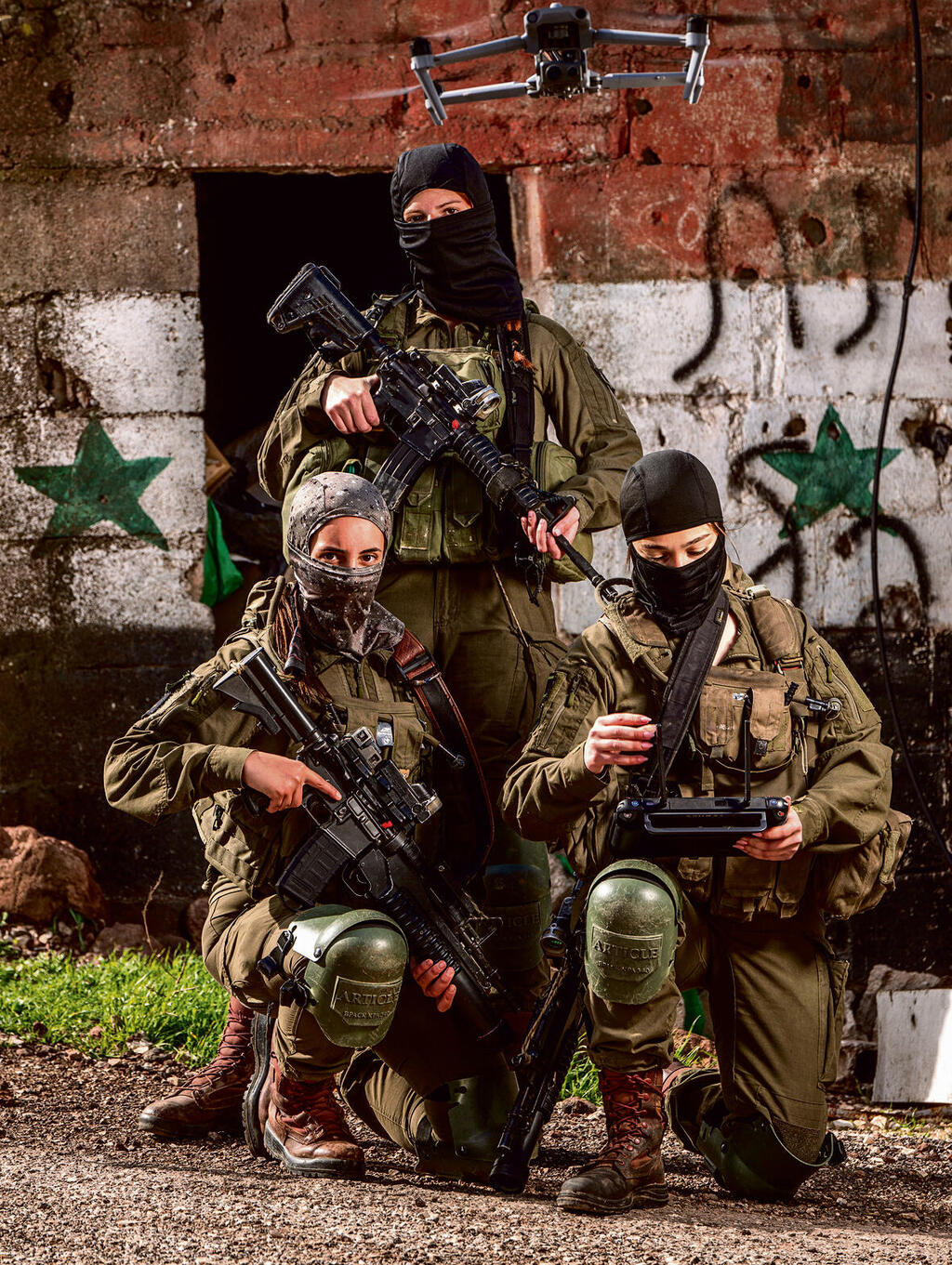 ”אני קורא להן: לוחם פלוס אחד“. לוחמות גדוד עיט