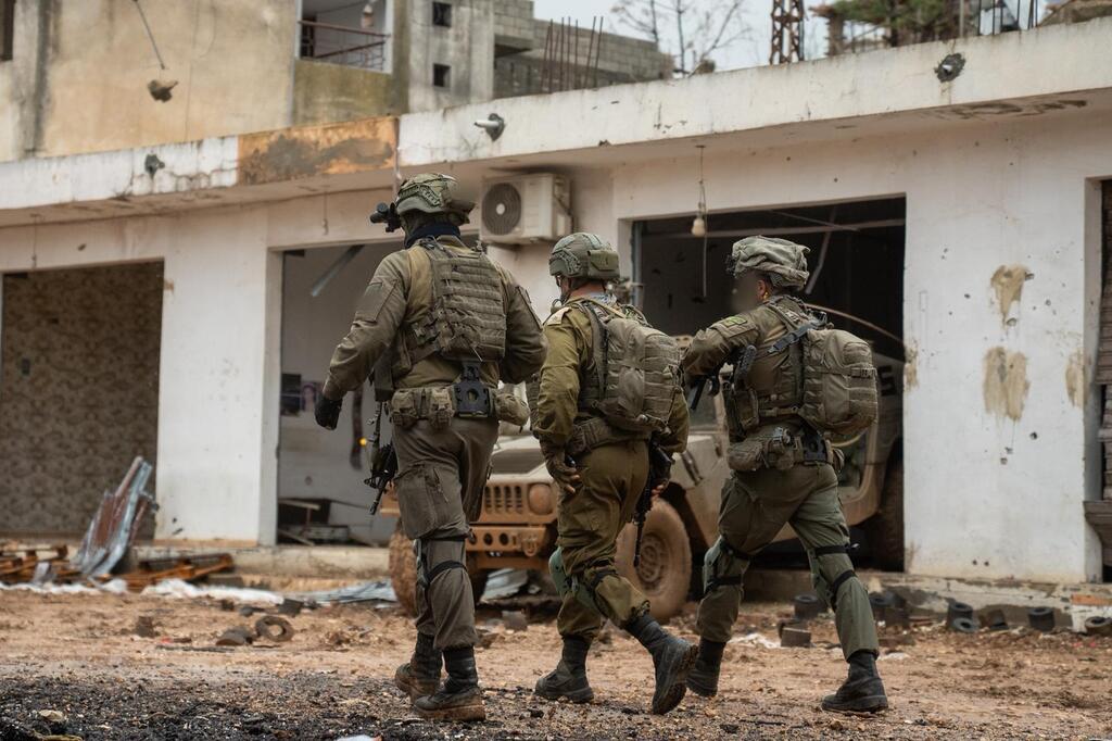 Photo: IDF כוחות אוגדה 36 ממשיכים להעמיק את הפגיעה בתשתיות הטרור של חיזבאללה בדרום לבנון