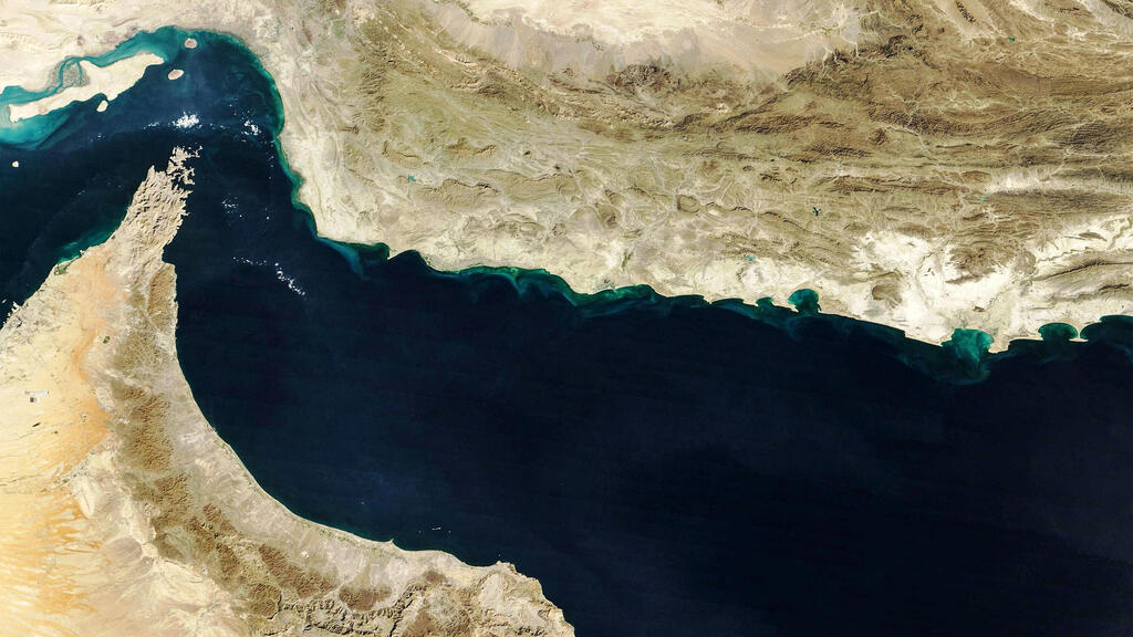 צילום לוויין מפרץ עומאן מיצר הורמוז